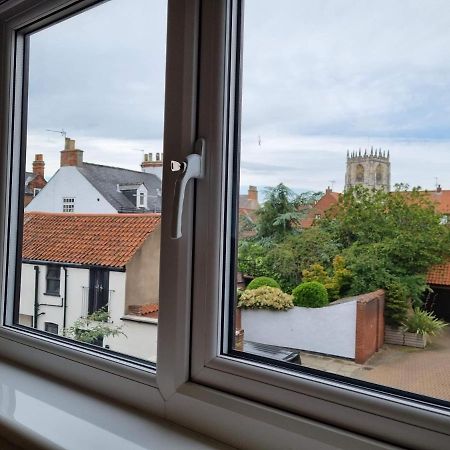 Holiday Apartment Beverley Exterior photo